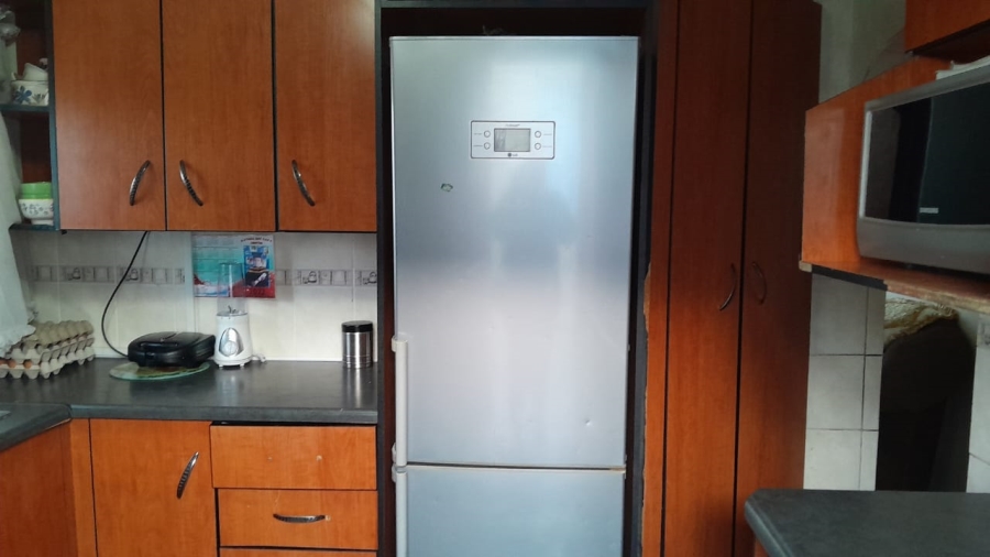 2 Bedroom Property for Sale in Mdantsane Eastern Cape